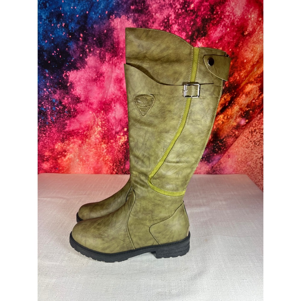 Greenway Fashion Wear Olive Green Tall Lug Sole Boots Size 38 Buckle Detail